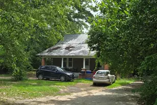 23 S Wood St, Hawkinsville, GA 31036 - Photo 1