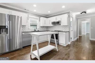2266 Memorial Drive SE, Atlanta, GA 30317 - Photo 10