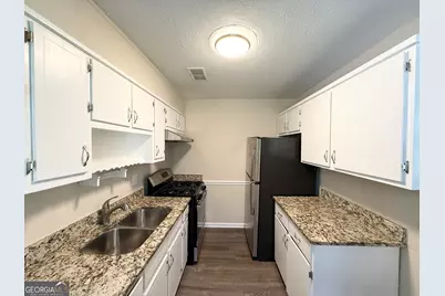 1661 N Highpoint Drive, Douglasville, GA 30134 - Photo 10