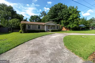 121 Sonja Drive, Warner Robins, GA 31088 - Photo 2
