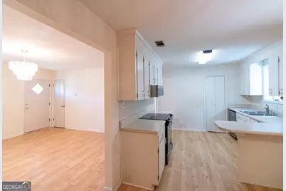 121 Sonja Drive, Warner Robins, GA 31088 - Photo 10