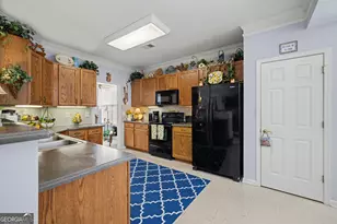 28 Vista Bella Way, Newnan, GA 30265 - Photo 22