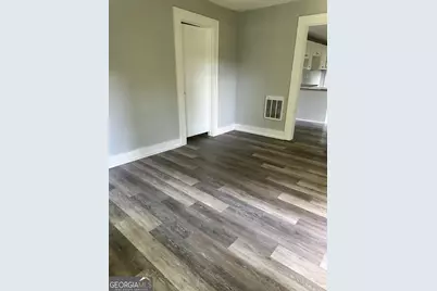 6 Windsor Drive, Griffin, GA 30223 - Photo 2