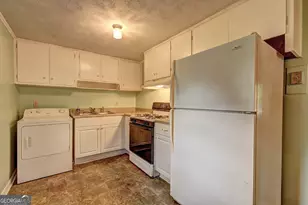 5838 Hwy 42, Ellenwood, GA 30294 - Photo 4