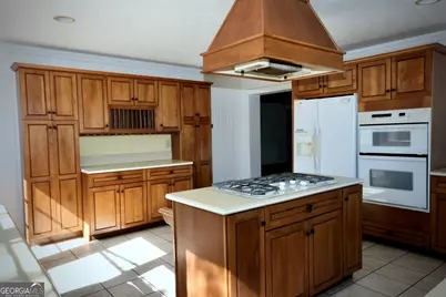 1825 Groaning Rock Road, Commerce, GA 30530 - Photo 4