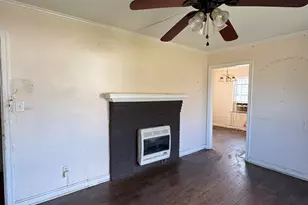 548 N Hill St, Griffin, GA 30223 - Photo 4