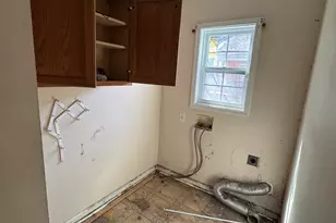 548 N Hill St, Griffin, GA 30223 - Photo 12