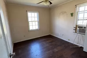 548 N Hill St, Griffin, GA 30223 - Photo 6