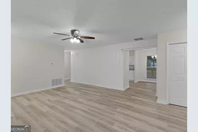 100 Kim Trail, Stockbridge, GA 30281 - Photo 4