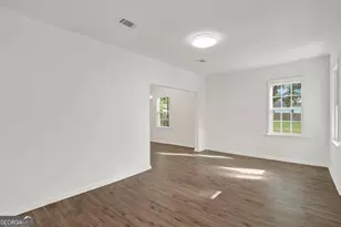 1701 Grove St, Savannah, GA 31401 - Photo 8