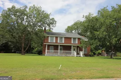 164 W Myra Street, Alma, GA 31510 - Photo 1