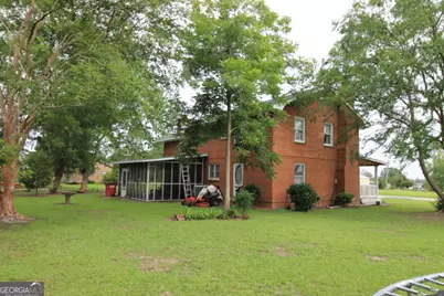 164 W Myra Street, Alma, GA 31510 - Photo 18