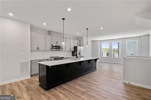 2676 Creek View Terrace, Atlanta, GA 30318 - Photo 4