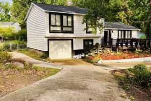121 Kings Ridge Dr, Peachtree City, GA 30269 - Photo 2
