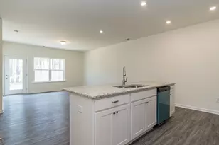 321 Cottage Ct, Thomaston, GA 30286 - Photo 2