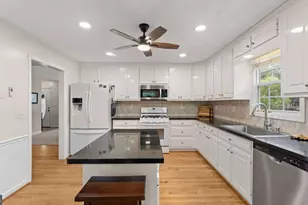 1086 Fieldstone Dr, Canton, GA 30114 - Photo 10