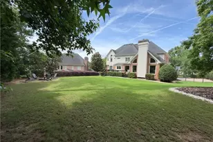 725 Pine Leaf Ct, Johns Creek, GA 30022 - Photo 4