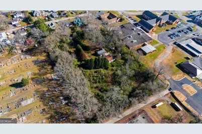 101 E Chambers Street, Forsyth, GA 31029 - Photo 8