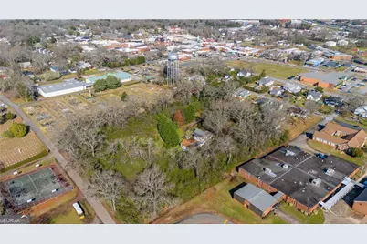 101 E Chambers Street, Forsyth, GA 31029 - Photo 1