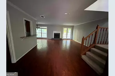 304 Bridge Lane SE, Smyrna, GA 30082 - Photo 2