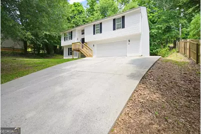 4015 Chapman Drive, Gainesville, GA 30506 - Photo 2