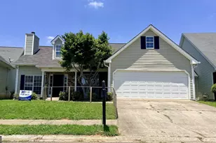 228 Providence Dr, Carrollton, GA 30116 - Photo 2