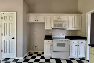 228 Providence Dr, Carrollton, GA 30116 - Photo 12