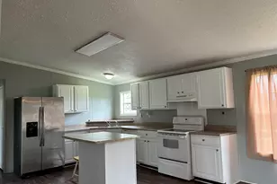 205 Bay St, Collins, GA 30421 - Photo 8