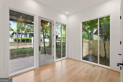 1112 Kirkwood Avenue SE, Atlanta, GA 30316 - Photo 2
