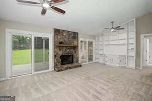 204 Kentwood Dr, Peachtree City, GA 30269 - Photo 12