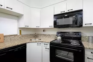 2870 Pharr Ct South NW, Atlanta, GA 30305 - Photo 8
