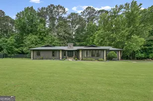 40 Roundlake Rd, Griffin, GA 30224 - Photo 2