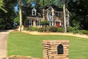5260 Overbend Trail, Suwanee, GA 30024 - Photo 2