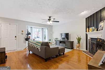740 Anderson Walk, Marietta, GA 30062 - Photo 4
