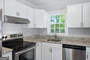 1386 Bryan Ave, East Point, GA 30344 - Photo 6
