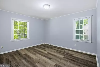 1386 Bryan Avenue, East Point, GA 30344 - Photo 8