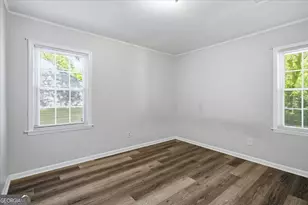 1386 Bryan Ave, East Point, GA 30344 - Photo 10