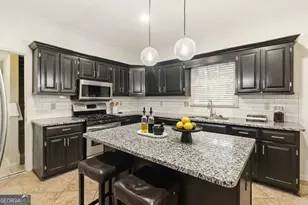 1080 Pebble Bend Dr, Grayson, GA 30017 - Photo 6