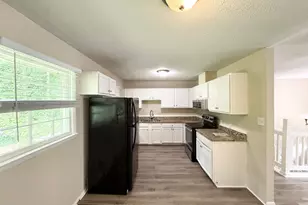 2782 Ocean Valley Dr, Atlanta, GA 30349 - Photo 8