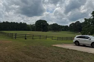 302 Norris Rd, Barnesville, GA 30204 - Photo 10