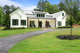 1230 Blalock Lakes Dr, Newnan, GA 30263 - Photo 2
