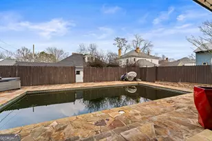 147 Stafford Ave, Barnesville, GA 30204 - Photo 32