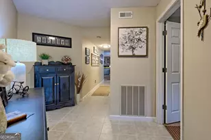 300 Ginger Creek Ln, Clayton, GA 30525 - Photo 6