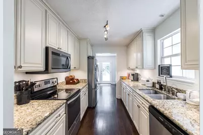 109 S Hiley Court, Bonaire, GA 31005 - Photo 10