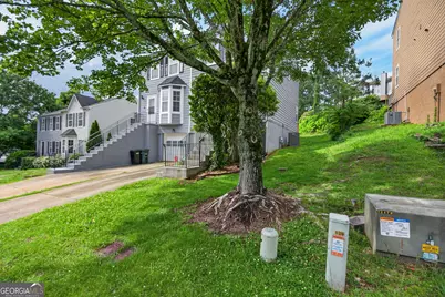 136 Bridge View Drive, Marietta, GA 30066 - Photo 2