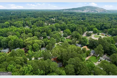 5323 Rockborough Trail, Stone Mountain, GA 30083 - Photo 26