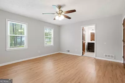 5323 Rockborough Trail, Stone Mountain, GA 30083 - Photo 14