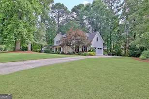 1403 Yarborough Dr, Peachtree City, GA 30269 - Photo 4