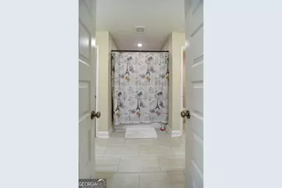 2048 Meadow Cove Drive, Valdosta, GA 31605 - Photo 12