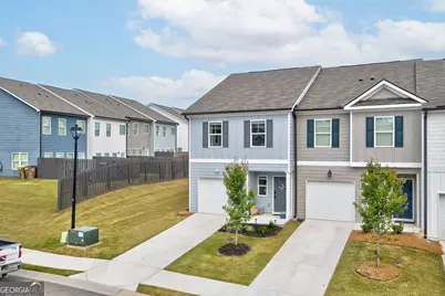 529 Buxton Road, Hoschton, GA 30548 - Photo 10